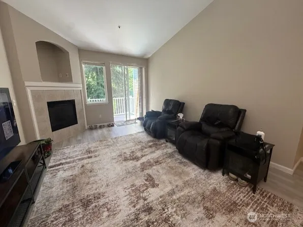 12712 Admiralty Way SE #D303, Everett, WA 98204
