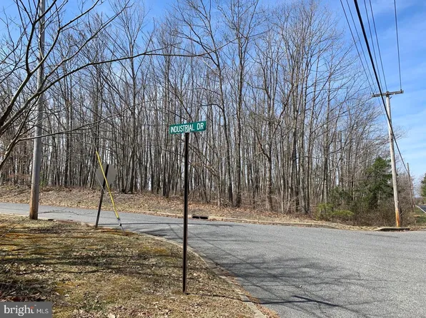 300 Industrial Dr, Chesilhurst, NJ 08089