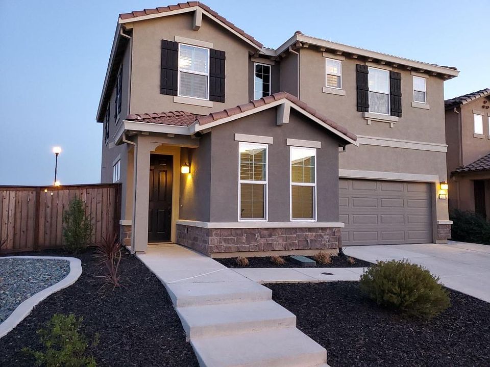 1st image of 2612 Mead Way