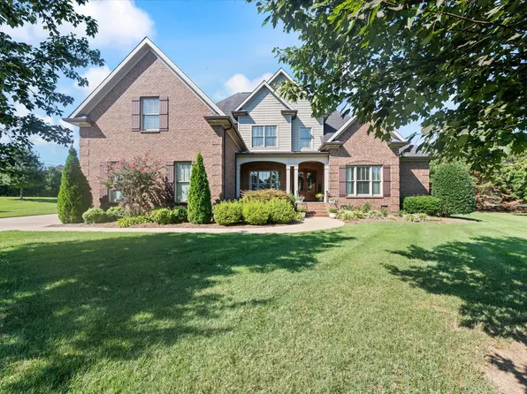 1017 Rosebud Ct, Murfreesboro, TN 37129