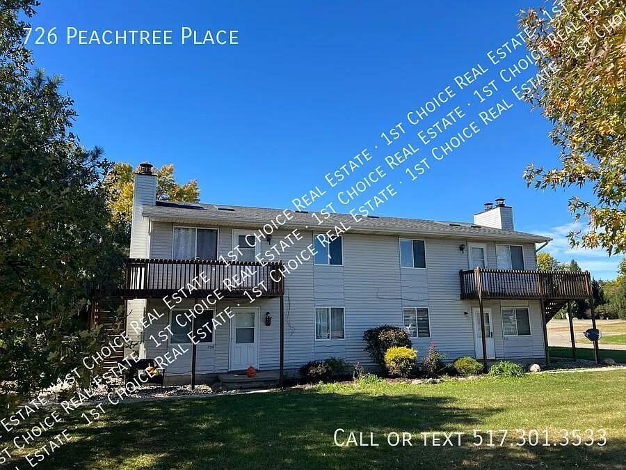 726 Peachtree Pl