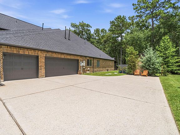 3rd image of 9606 Longmire Creek Way