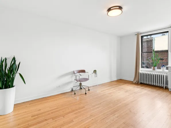 300 8th Avenue image 1 of 20