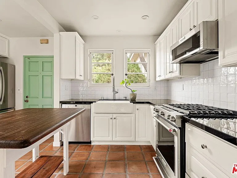 3717 Arbolada Rd — Photo 15