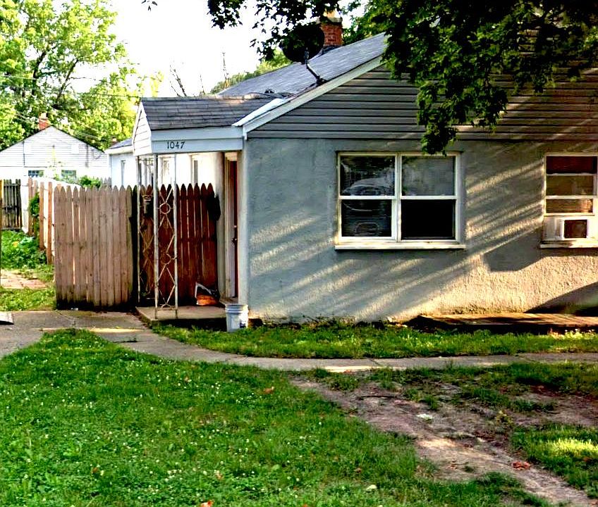 2nd image of 1047 Republic Ave