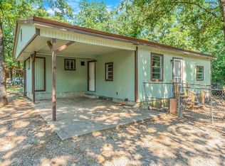 215 Taylor Rd, Jacksonville, AR 72076