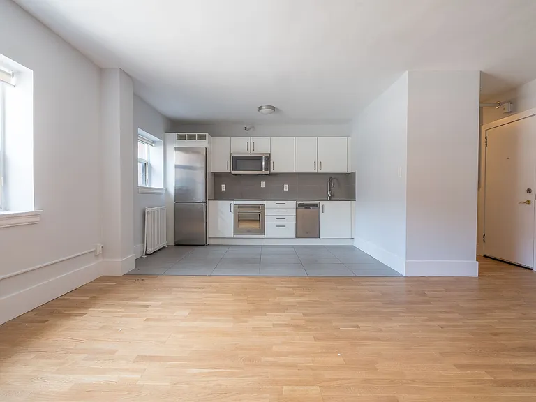 150 Fermanagh Ave #50015A-61 — Photo 1