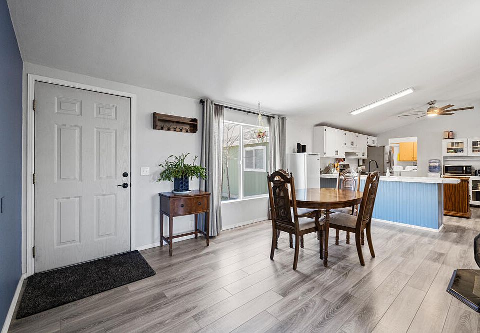 4746 Sayler St, Klamath Falls, OR 97603 | Zillow