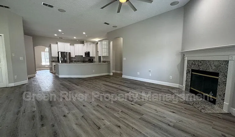 338 Bridgestone Ct — Photo 13