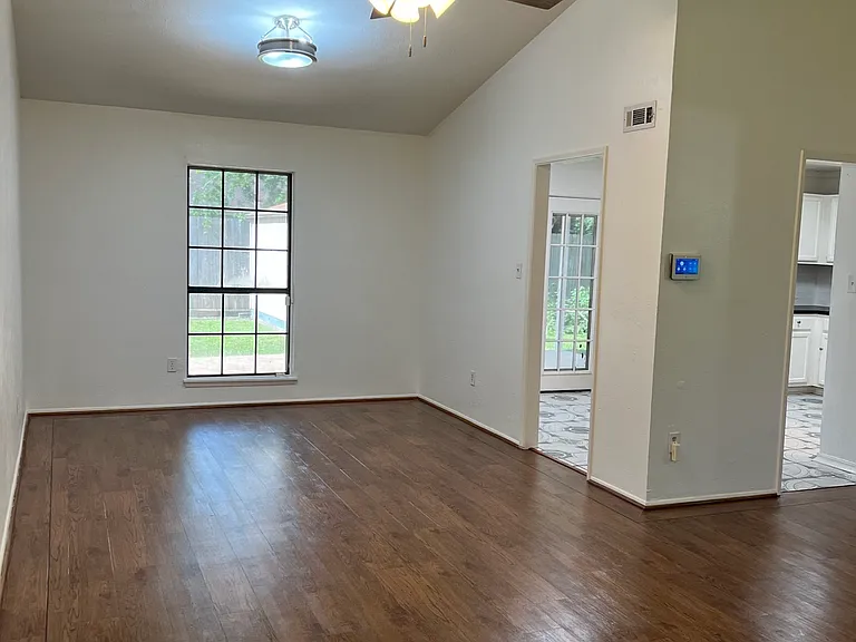 17515 Wild Willow Ln — Photo 7