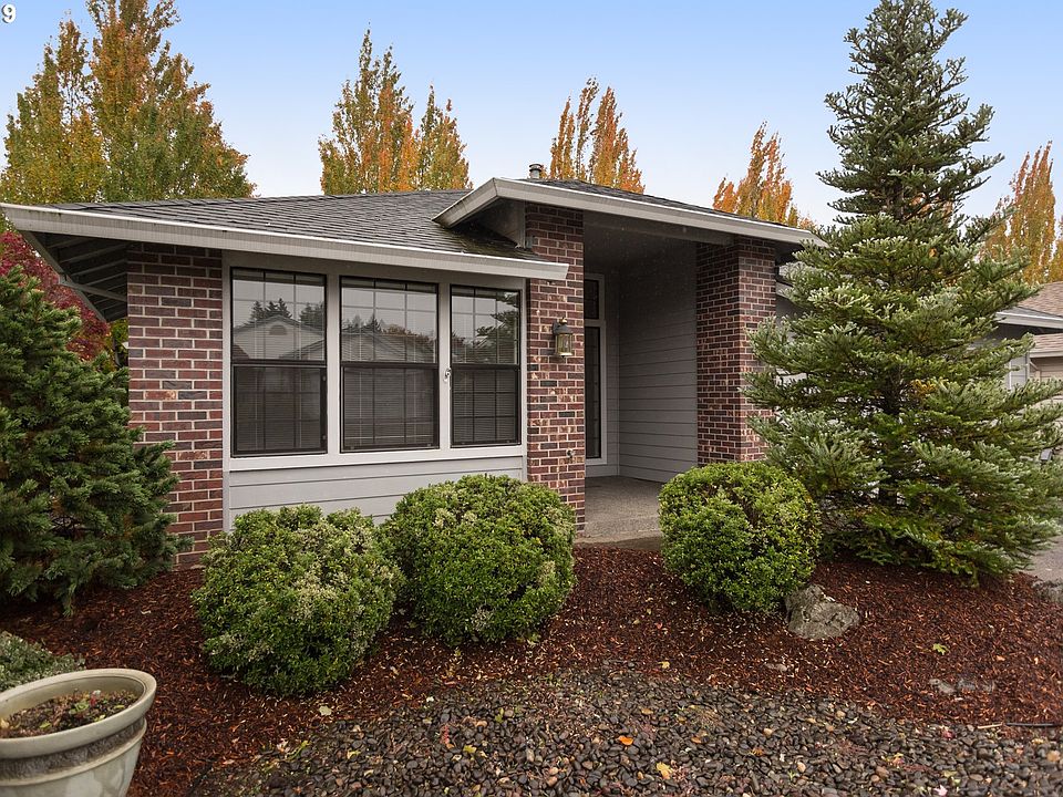1st image of 16003 SE 35th St