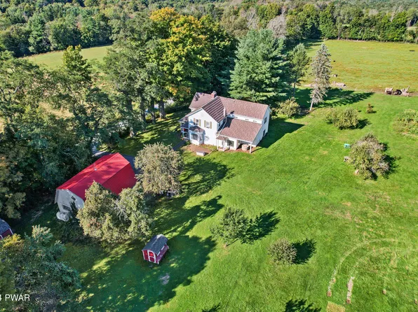 48 Jericho Rd, Newfoundland, PA 18445