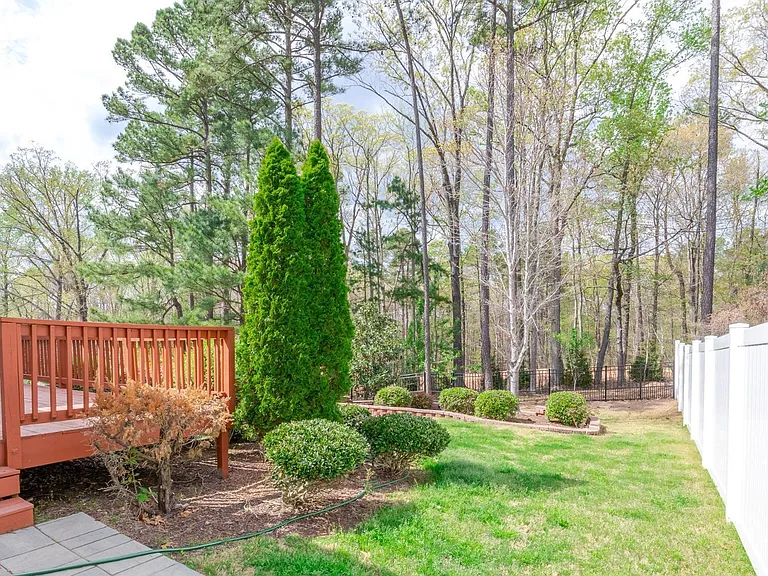 2041 Jadewood Dr — Photo 65