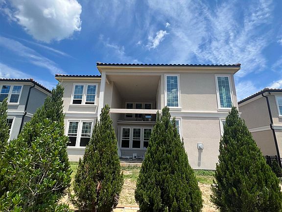 2nd image of 23 Treviso Pl #6
