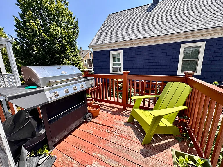 88 Yorktown St — Photo 14