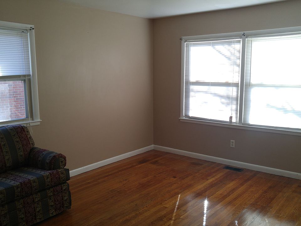 1st image of 667 Anniston Dr