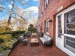 1663 Fitzgerald Ln, Alexandria, VA 22302