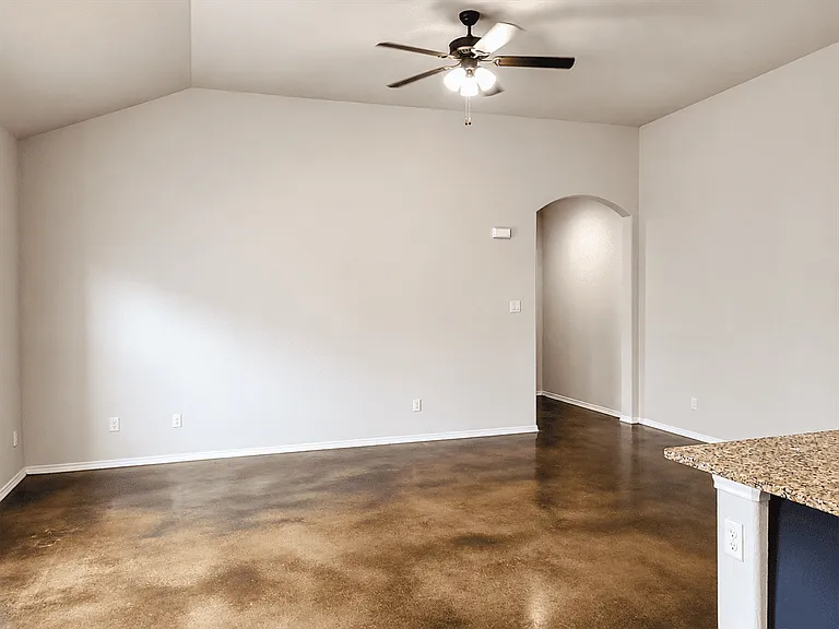 345 Emma Dr #345 — Photo 5