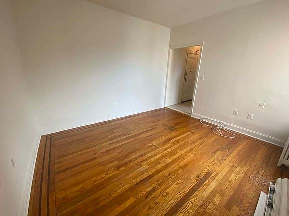 5th image of 28-32 35th St #5FF