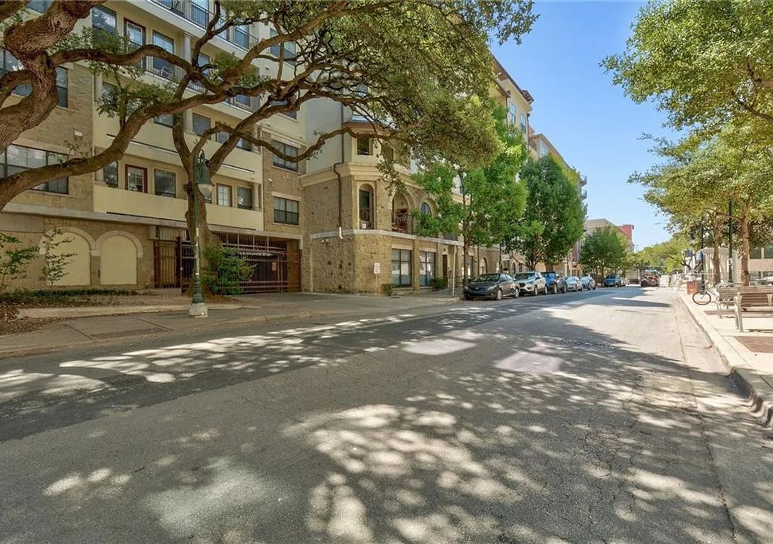 West Campus 2x2 @ Texan Tower — Photo 2