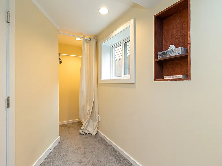 Forrester St — Photo 33