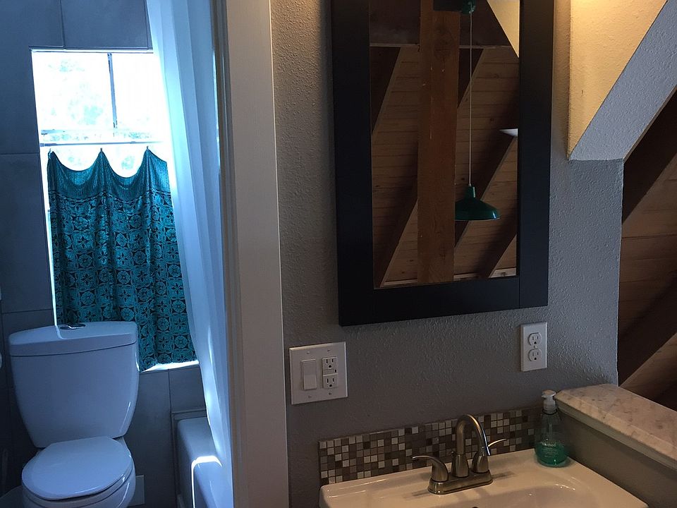 2nd image of 5114 Overlook Pl