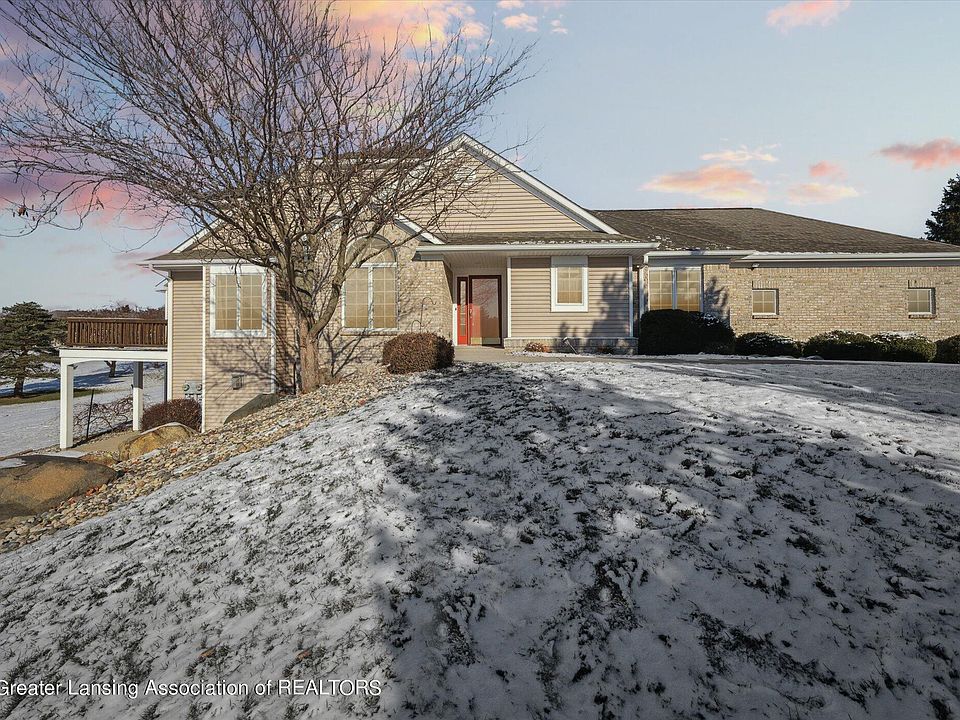1st image of 410 Burgenstock Dr #21