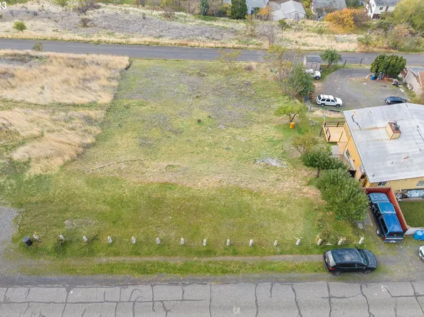 Keasey Ave, Lyle, WA 98635
