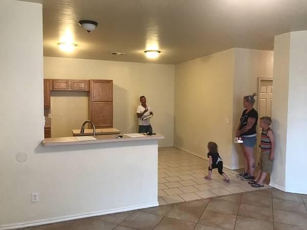 2nd image of 1722 Everglade Ct