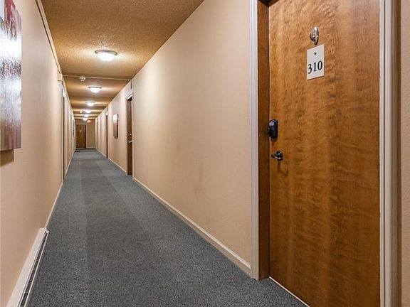 4th image of 440 Saint Helens Ave Unit 310