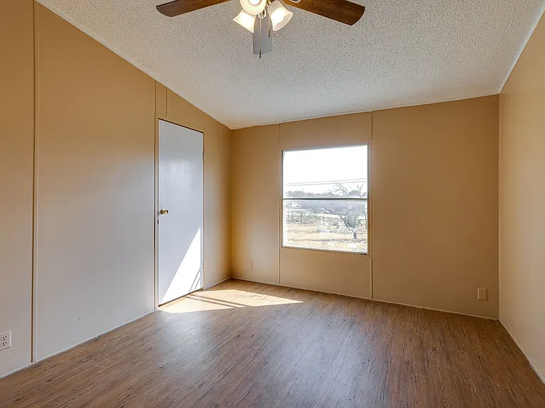 143 Summit Ridge Ln — Photo 11