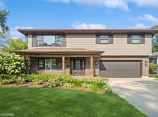 300 Willow St, Itasca, IL 60143