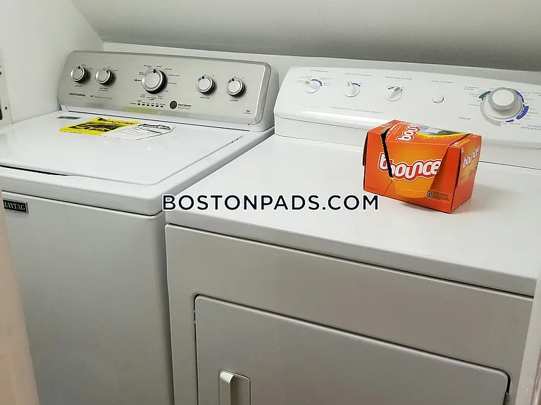 29 Brackett St #2 — Photo 8