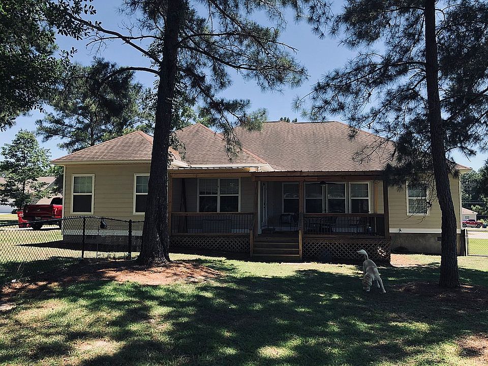 2nd image of 133 Oak Point Ave