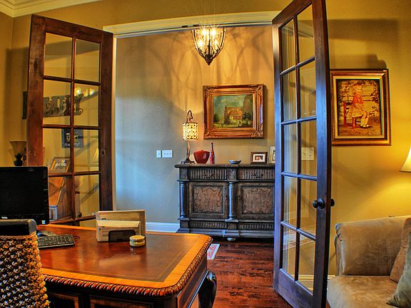 5th image of 208 Stillwater Pl
