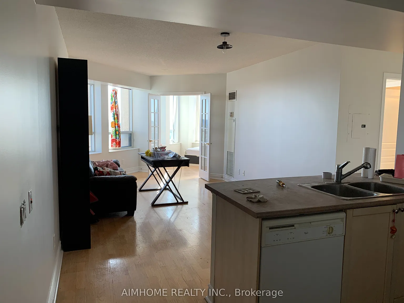 2 bed, $2,600 — Photo 4