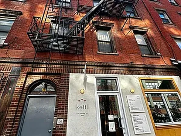 70 Greenpoint Ave, Brooklyn, NY 11222