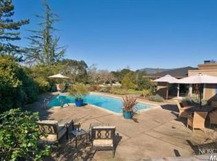 17 Pinehurst Cir, Napa, CA