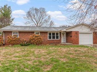 1455 Lady Marian Dr, Seymour, IN 47274