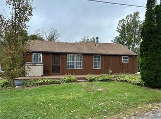 6870 Campbell Rd, Gainesville, NY 14066