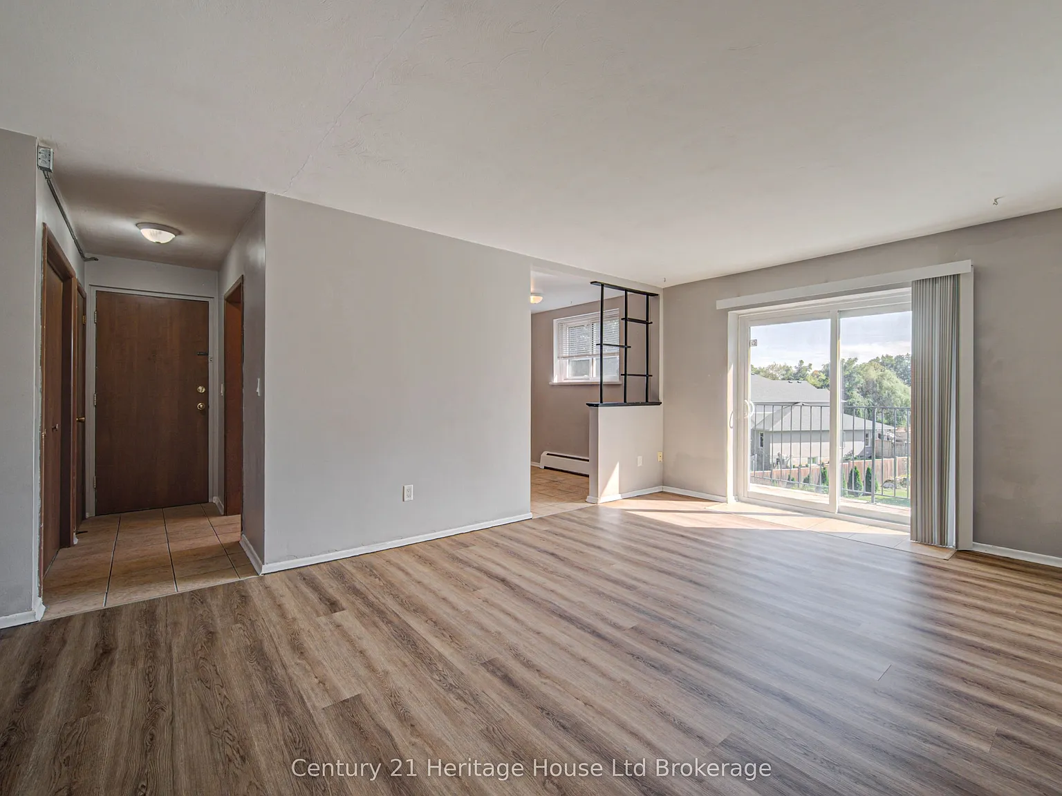 2 bed, $2,000 — Photo 3