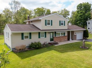 6104 E River Rd, West Henrietta, NY 14586