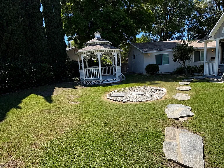 6165 Elba Pl — Photo 2