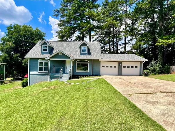 3615 River Hills Ct, Ellenwood, GA 30294