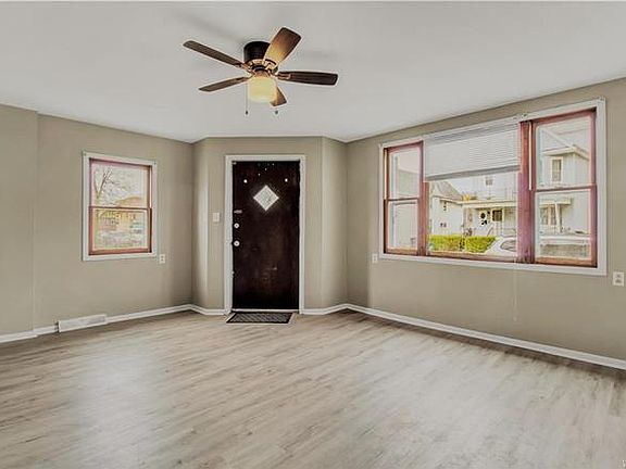 4th image of 330 Potomac Ave #1-2