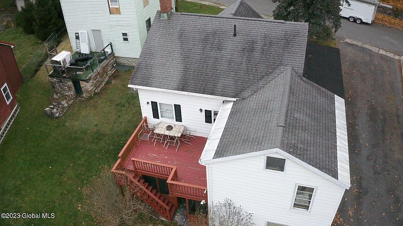 5th image of 4 West Street