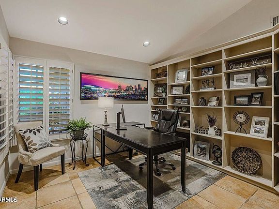 5th image of 10931 N 129th Way