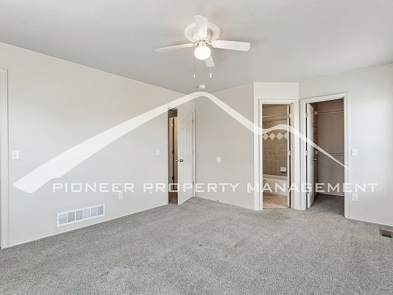 7604 Firehawk Ln — Photo 12