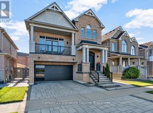 68 Greendale Ave, Whitchurch Stouffville, ON L4A0S2