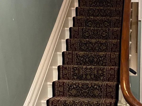 (undisclosed Address), Portsmouth, NH 03801